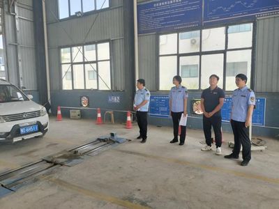 強(qiáng)化聯(lián)合執(zhí)法效能 筑牢車輛安全防線——寶豐縣多部門協(xié)同開展機(jī)動(dòng)車檢驗(yàn)檢測(cè)機(jī)構(gòu)“雙隨機(jī)、一公開”監(jiān)督檢查